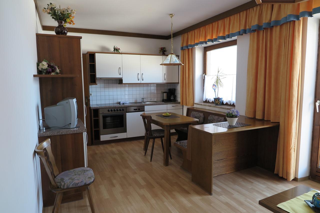Апартаменти Haus Enzian Санкт-Йоганн-ім-Понгау Номер фото